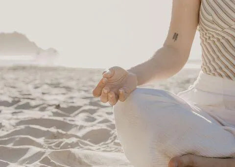 the benefits behind meditating and the meditation practices you can integrate into your daily life